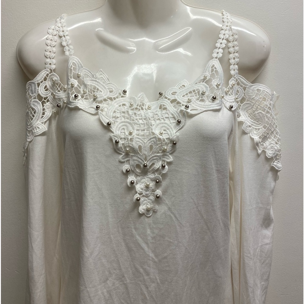 Ladies long sleeve blouse
